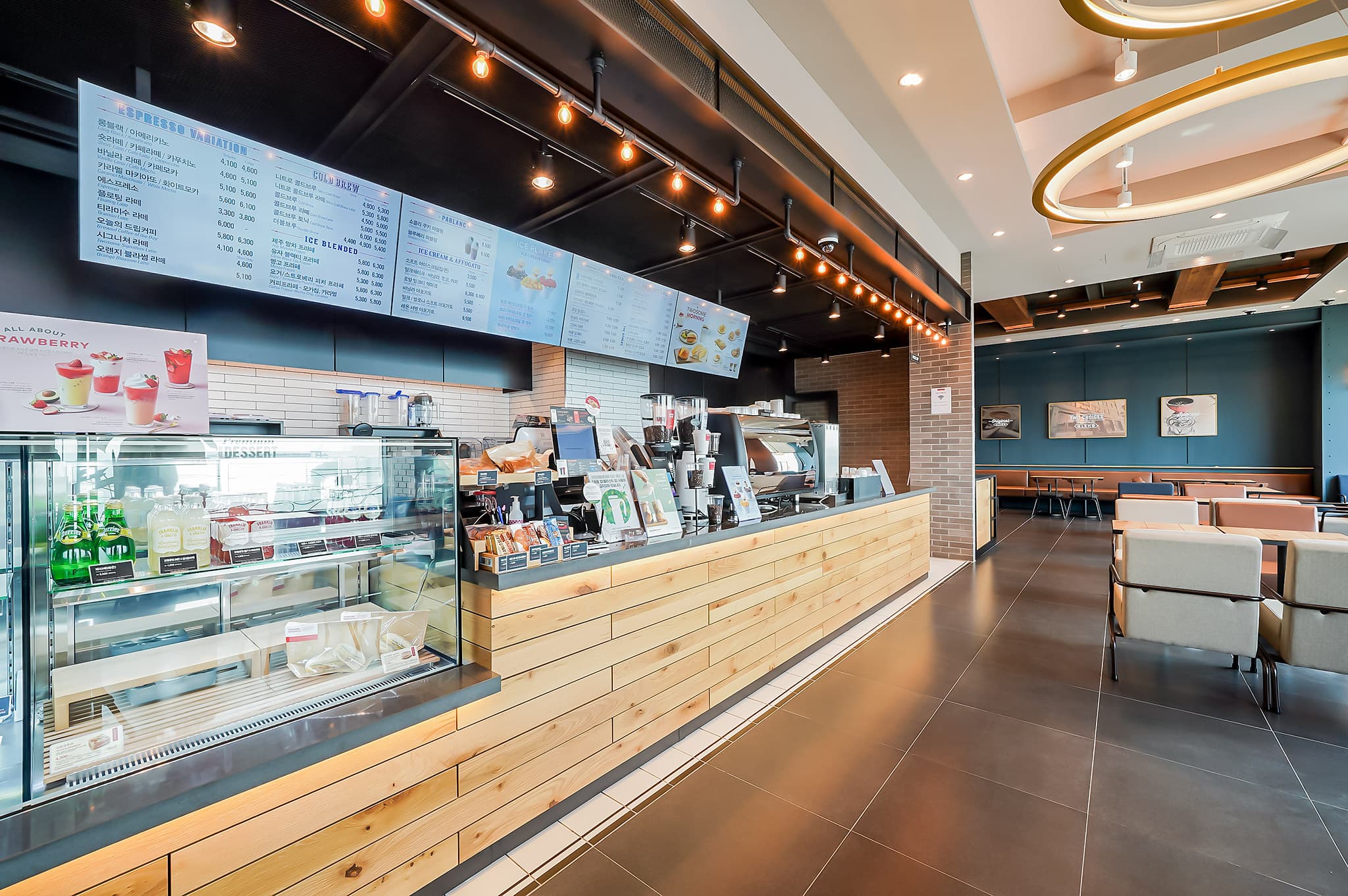 タリーズコーヒー（2F）